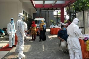 Pemkot Surabaya Gencarkan Tes Swab Guru, 393 Positif COVID-19