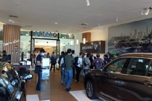 BMW Astra Hadirkan BMW Luxury Store Pertama di Jatim