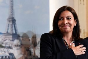 Terlalu Banyak Rekrut Pejabat Perempuan, Walikota Paris Didenda Rp 1,5 Miliar