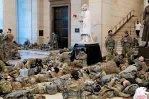 Jelang Pelantikan Joe Biden, Garda Nasional AS Bermalam di Gedung Capitol