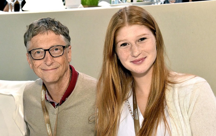 Kelakar Putri Bill Gates Usai Divaksin
