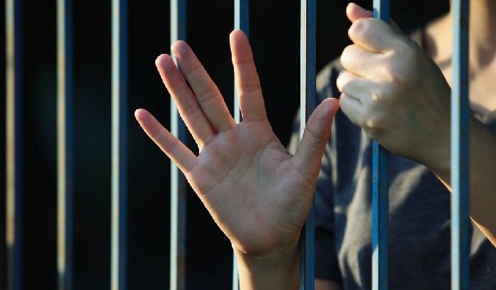 Napi Wanita di AS dan Inggris Tak Nyaman Berbagi Sel dengan Napi Transgender