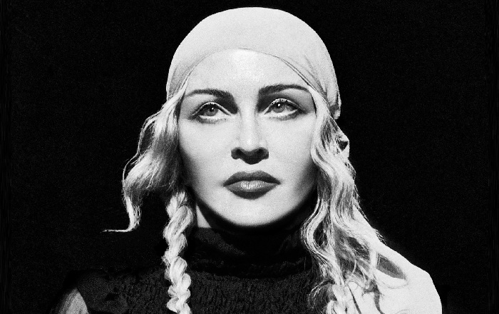 Madonna Teken Kontrak Label Tepat di Hari Ulang Tahunnya