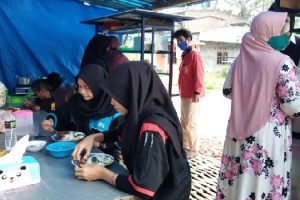 834-Warung dapat bantuan tunai dari program PEN Pemerintah Gulirkan Bantuan Tunai untuk PKL dan Warung di Daerah PPKM Level 3 atau 4
