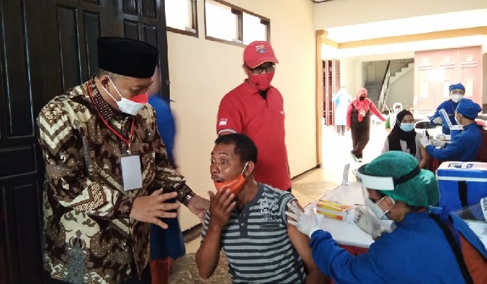 DPC PDI Perjuangan Kota Malang Gelar Vaksinasi Massal