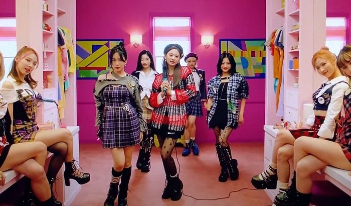 143-Twice rilis VC The Feels Twice Rilis Video Musik “The Feels”