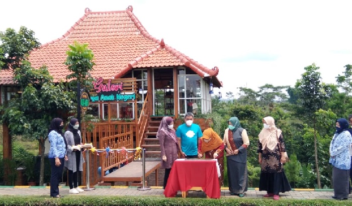 Usung Semangat Indonesia Beli Indonesia, NK Cafe Malang Launcing Galeri Karya Anak Negeri