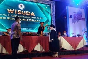(Prosesi wisuda mahasiswa IKIP Budi Utomo. Credit: ANC) (Prosesi wisuda mahasiswa IKIP Budi Utomo. Credit: ANC)