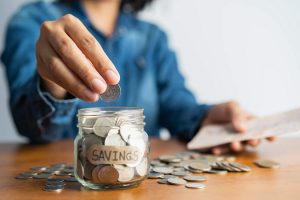 4 Tips Mengatur Keuangan dari yang Paling Sederhana, Pasti Bisa!