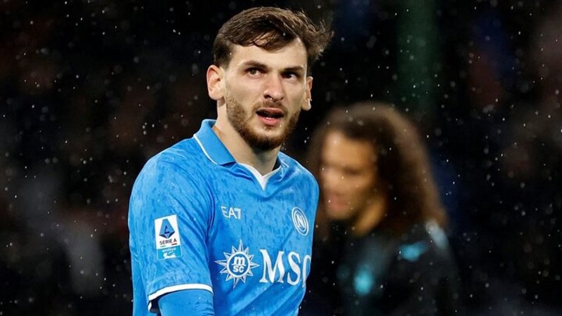 Lepas Kvaratskhelia, Napoli Bidik Wonderkid Manchester United