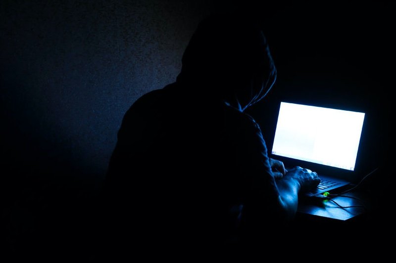 Inggris Negara Pertama yang Kriminalkan Penggunaan AI untuk Pelecehan Seksual pada Anak