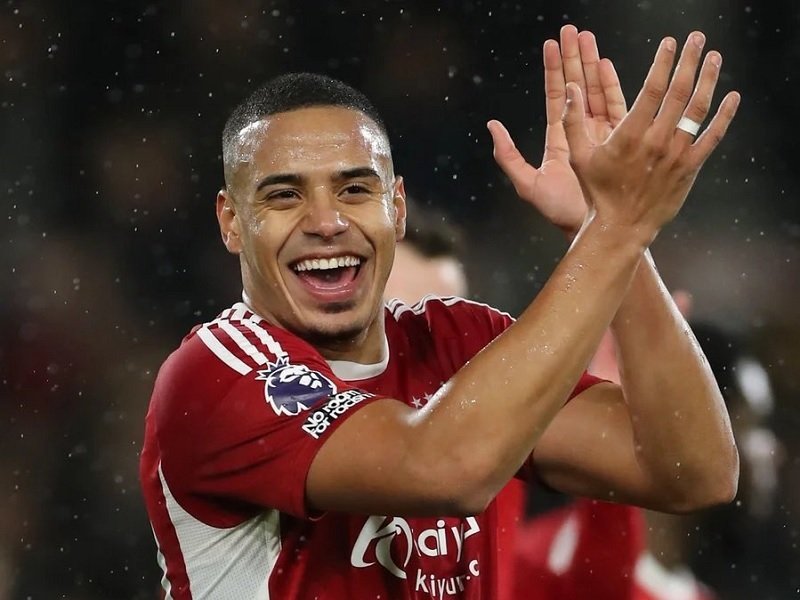 Minati Bek Tengah Premier League, Murillo Jadi Buruan Utama Barcelona Musim Depan