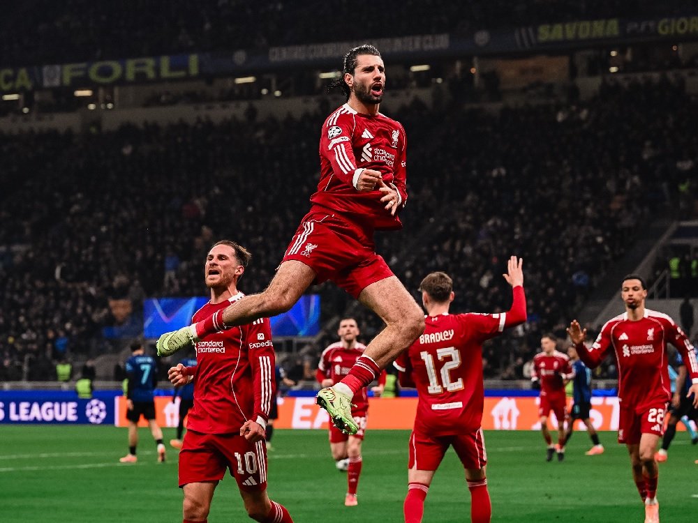 876-Szoboszlai rayakan gol Gol Penalti Szoboszlai Antar Liverpool Menang 1-0 Atas Inter Milan