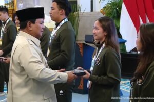 Presiden Prabowo Serahkan Bonus Rp465 Miliar untuk Atlet SEA Games 2025