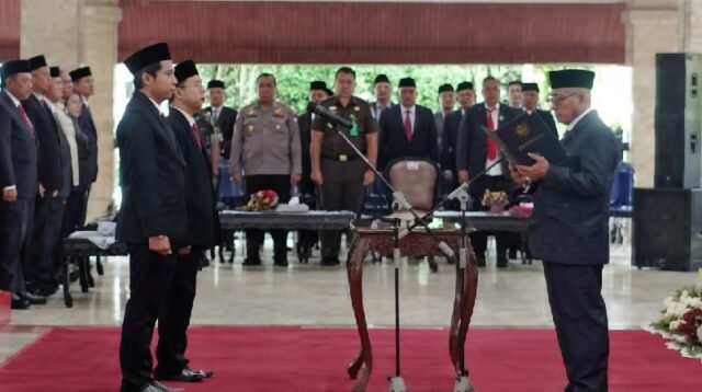 Bupati Malang Lantik Anak Kandung Jadi Kepala DLH, Tuai Sorotan Soal Kompetensi dan Nepotisme