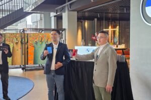 BMW Astra Berkolaborasi dengan Teh Villa Gallery Hadirkan Festival of Joy: Art, Motion, and Scent