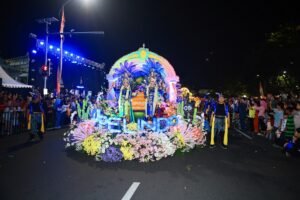 1078-Mobil hias Pelindo Mobil Hias Pelindo Memukau Surabaya Vaganza 2026 dengan Tema Harmony of Ocean
