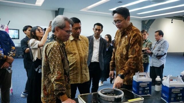 Dirjen Risbang Kemdiktisaintek Dorong ITS Percepat Hilirisasi Riset Inovasi