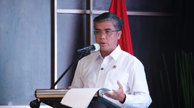 Menaker Tegaskan Pentingnya Pelindungan Jaminan Sosial bagi Pekerja Penerima Upah