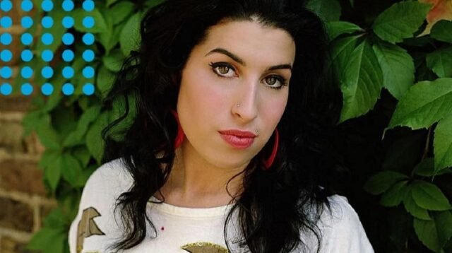 Peringatan 15 Tahun Meninggalnya Amy Winehouse Digelar di London