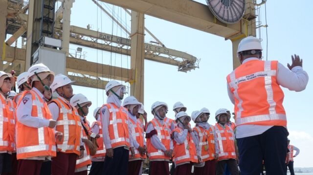 Kolaborasi Pelindo, BNN, dan BPBD Sukses Edukasi Ribuan Anak tentang Pelabuhan, Narkoba, dan Keselamatan
