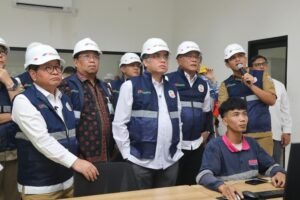 1156-Menaker dan Gubernur DKI Menaker Beri Diskon 50% Iuran Jaminan Sosial bagi Pekerja Sampah Informal