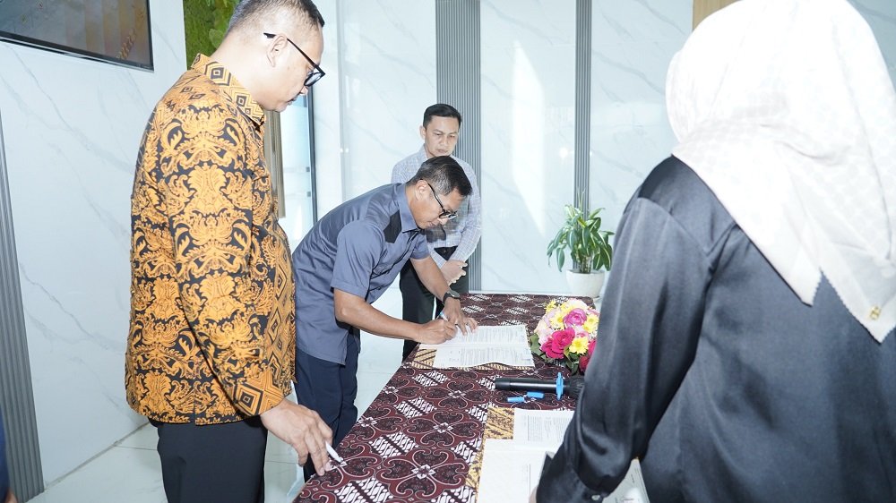 PSL dan TPS Perkuat Keamanan Pelabuhan dengan Dua Unit Container Scanner di Terminal Petikemas Surabaya