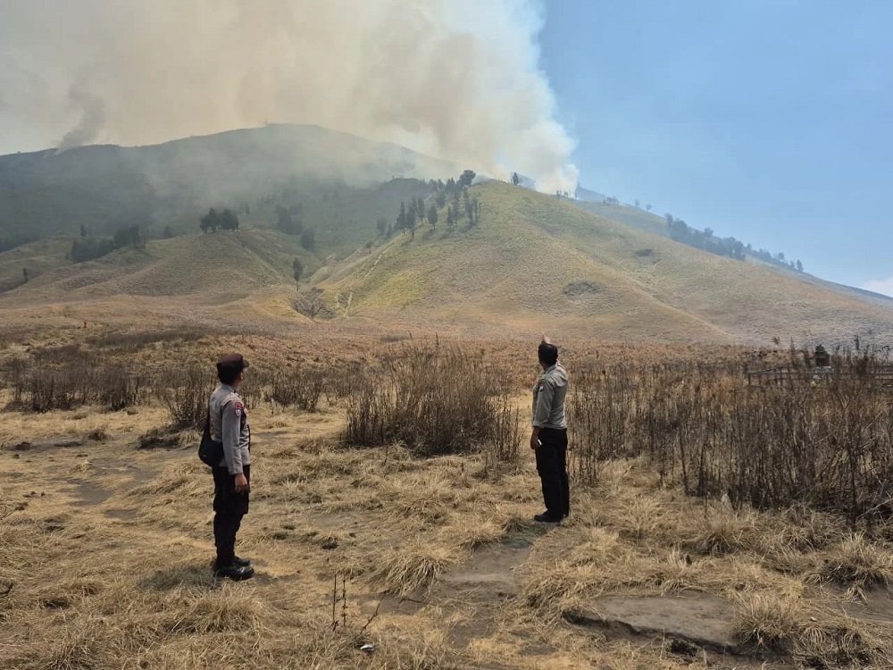 075-Kebakaran hutan di TNBTS Kekeringan dan Karhutla Berulang, Pemda Harus Prioritaskan Mitigasi dan Solusi Jangka Panjang