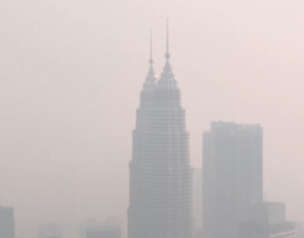 Malaysia Tutup Sekolah di Sejumlah Wilayah Imbas Kabut Asap Karhutla Indonesia