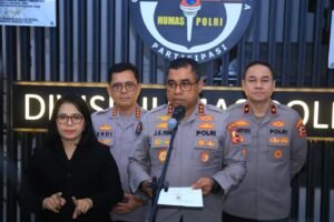 1220-Keterangan pers Kadiv Humas Polri Polri Mutasi 199 Personel, Lima Jabatan Strategis Berganti