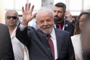 Lula da Silva Menangi Pilpres Brasil, Unggul 4,4 Juta Suara Lawan Flávio Bolsonaro