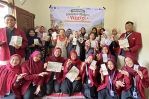 Mahasiswa PPG UMM Ubah Wortel Sortiran Jadi Permen Jelly dan Minyak Perawatan di Pujon